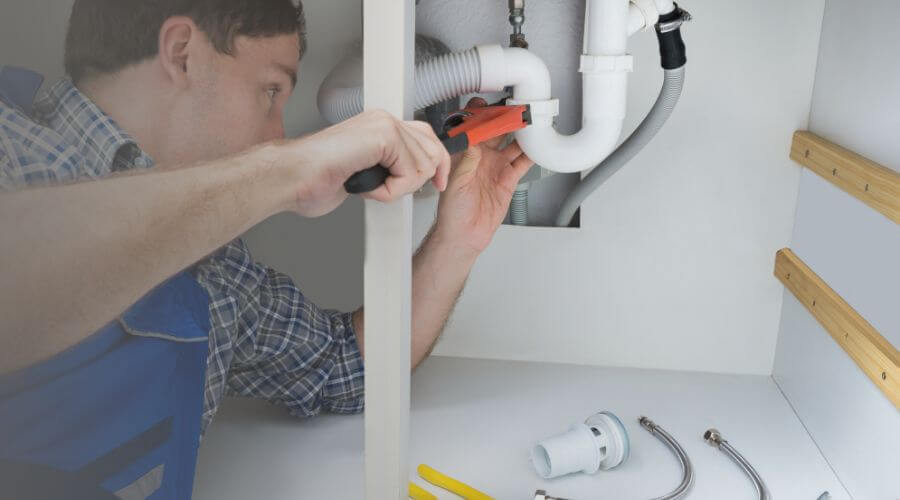 Professional expert plumbing services in Rea, MO